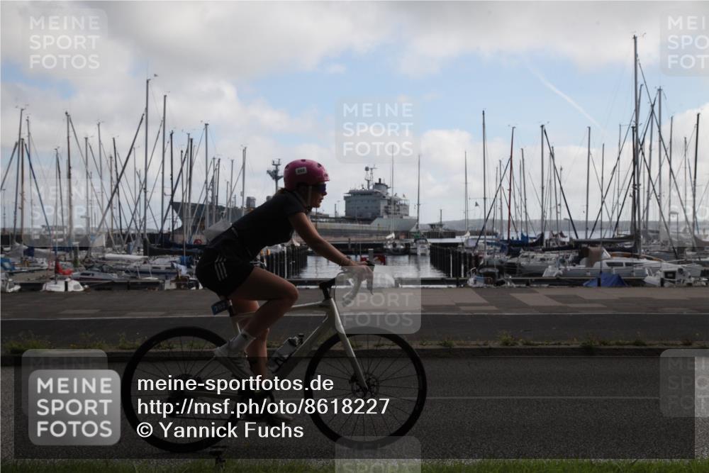 17.08.2025 - KN Förde Triathlon 2025 Yannick Fuchs http://msf.ph/oto/8618227 17.08.2025 09:53:47 Radfahren 183, 202, 224 meine-sportfotos.de