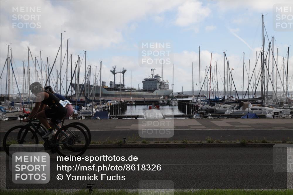 17.08.2025 - KN Förde Triathlon 2025 Yannick Fuchs http://msf.ph/oto/8618326 17.08.2025 09:55:22 Radfahren 195, 201, 208, 234, 237 meine-sportfotos.de