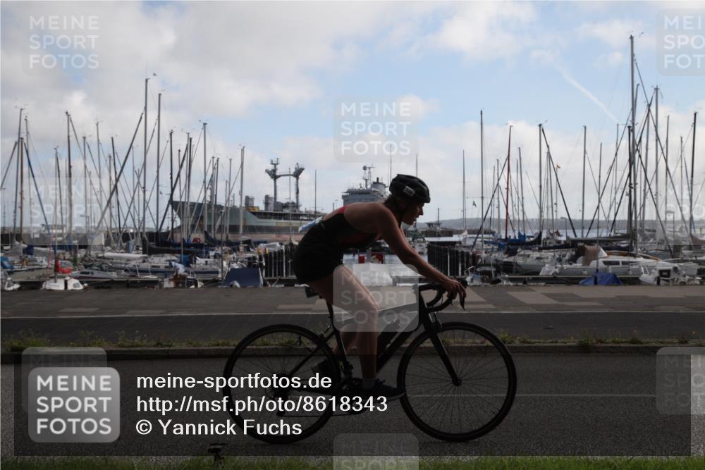 17.08.2025 - KN Förde Triathlon 2025 Yannick Fuchs http://msf.ph/oto/8618343 17.08.2025 09:56:01 Radfahren 128, 150, 243 meine-sportfotos.de