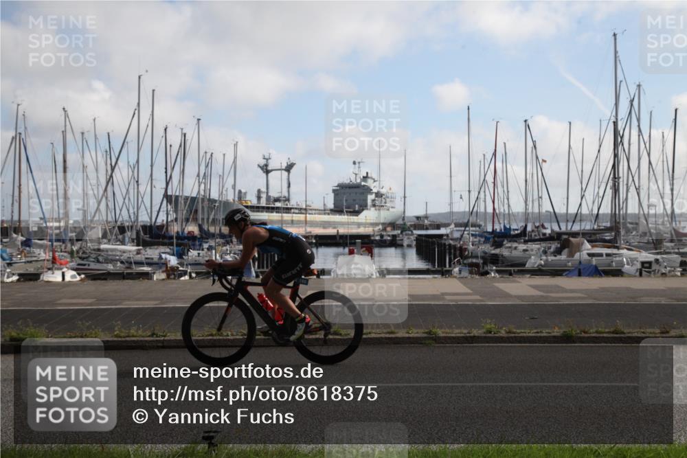 17.08.2025 - KN Förde Triathlon 2025 Yannick Fuchs http://msf.ph/oto/8618375 17.08.2025 09:57:01 Radfahren 122, 171, 180 meine-sportfotos.de
