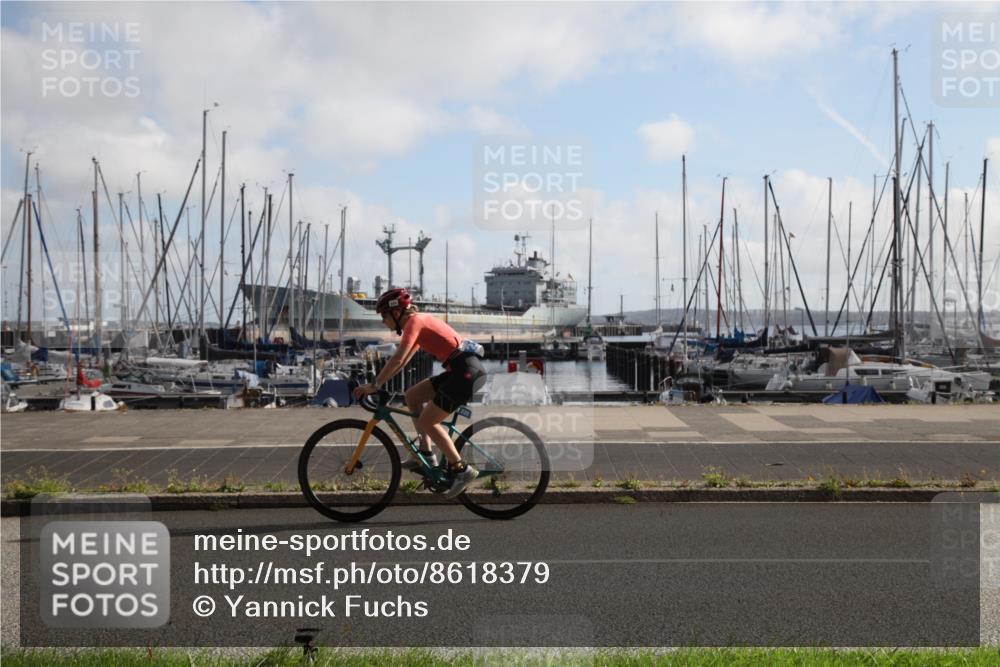 17.08.2025 - KN Förde Triathlon 2025 Yannick Fuchs http://msf.ph/oto/8618379 17.08.2025 09:57:08 Radfahren 122, 180, 225 meine-sportfotos.de