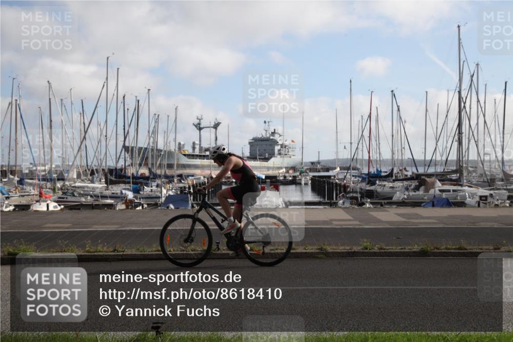 17.08.2025 - KN Förde Triathlon 2025 Yannick Fuchs http://msf.ph/oto/8618410 17.08.2025 09:57:52 Radfahren 120, 150, 243 meine-sportfotos.de