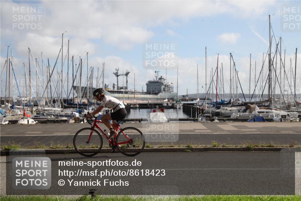17.08.2025 - KN Förde Triathlon 2025 Yannick Fuchs http://msf.ph/oto/8618423 17.08.2025 09:58:13 Radfahren 118, 143, 249 meine-sportfotos.de