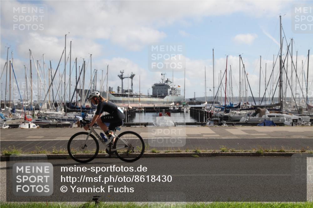 17.08.2025 - KN Förde Triathlon 2025 Yannick Fuchs http://msf.ph/oto/8618430 17.08.2025 09:58:27 Radfahren 173, 177, 185, 197 meine-sportfotos.de