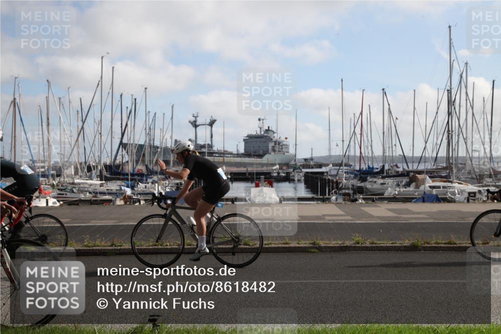 17.08.2025 - KN Förde Triathlon 2025 Yannick Fuchs http://msf.ph/oto/8618482 17.08.2025 10:00:07 Radfahren 118, 120, 173, 179, 189, 192, 240, 241, 248 meine-sportfotos.de