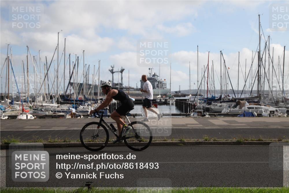 17.08.2025 - KN Förde Triathlon 2025 Yannick Fuchs http://msf.ph/oto/8618493 17.08.2025 10:00:11 Radfahren 118, 120, 173, 179, 189, 192, 240, 241, 249 meine-sportfotos.de