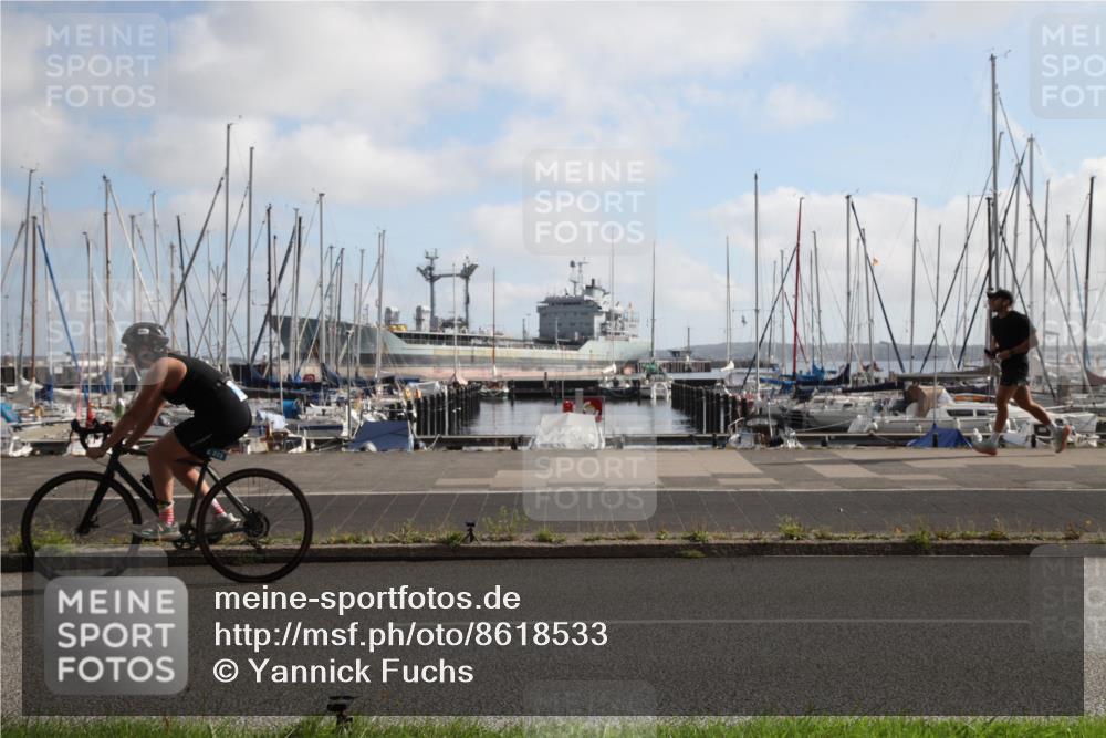 17.08.2025 - KN Förde Triathlon 2025 Yannick Fuchs http://msf.ph/oto/8618533 17.08.2025 10:01:05 Radfahren 153, 164, 181, 200, 213 meine-sportfotos.de