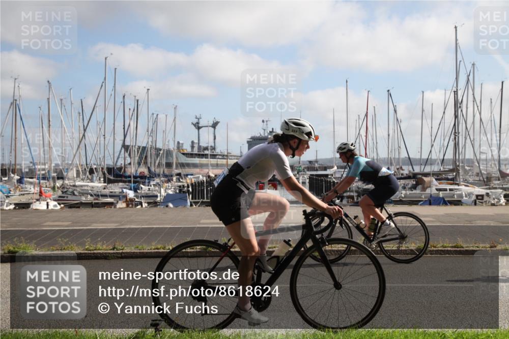 17.08.2025 - KN Förde Triathlon 2025 Yannick Fuchs http://msf.ph/oto/8618624 17.08.2025 10:04:13 Radfahren 111, 196, 211, 218, 224, 234 meine-sportfotos.de