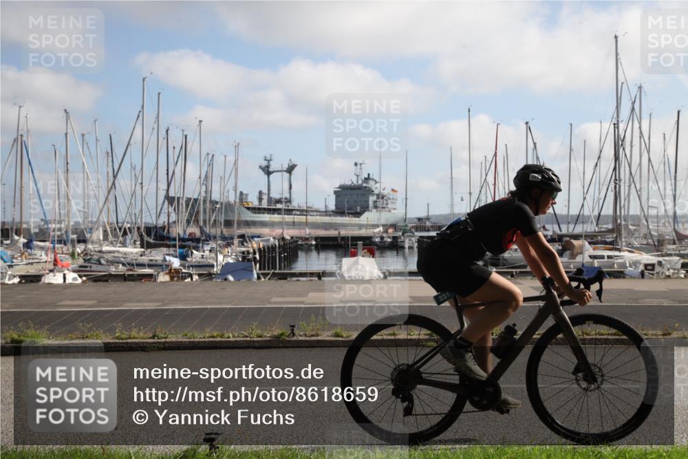 17.08.2025 - KN Förde Triathlon 2025 Yannick Fuchs http://msf.ph/oto/8618659 17.08.2025 10:04:53 Radfahren 156, 216, 231 meine-sportfotos.de