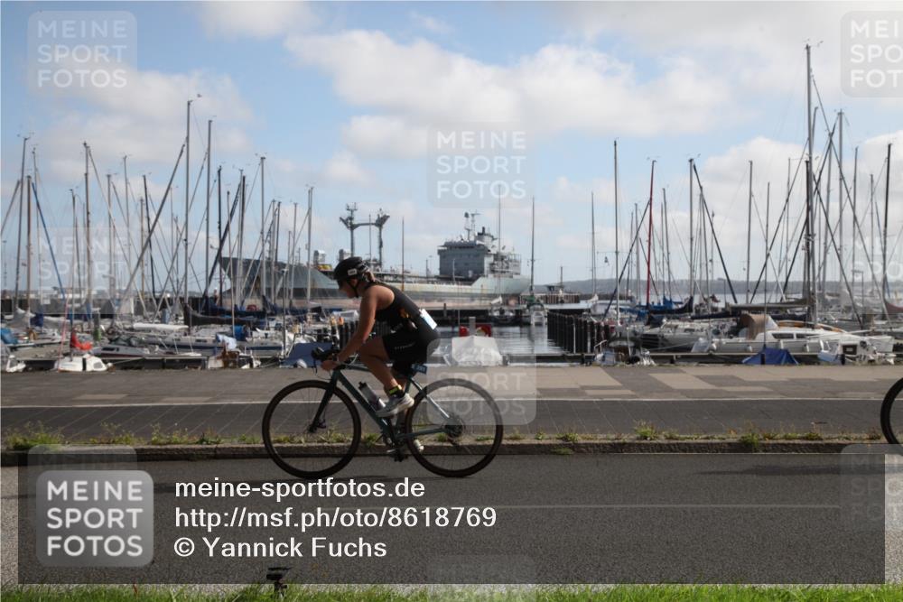 17.08.2025 - KN Förde Triathlon 2025 Yannick Fuchs http://msf.ph/oto/8618769 17.08.2025 10:07:44 Radfahren 195, 201, 235, 243 meine-sportfotos.de