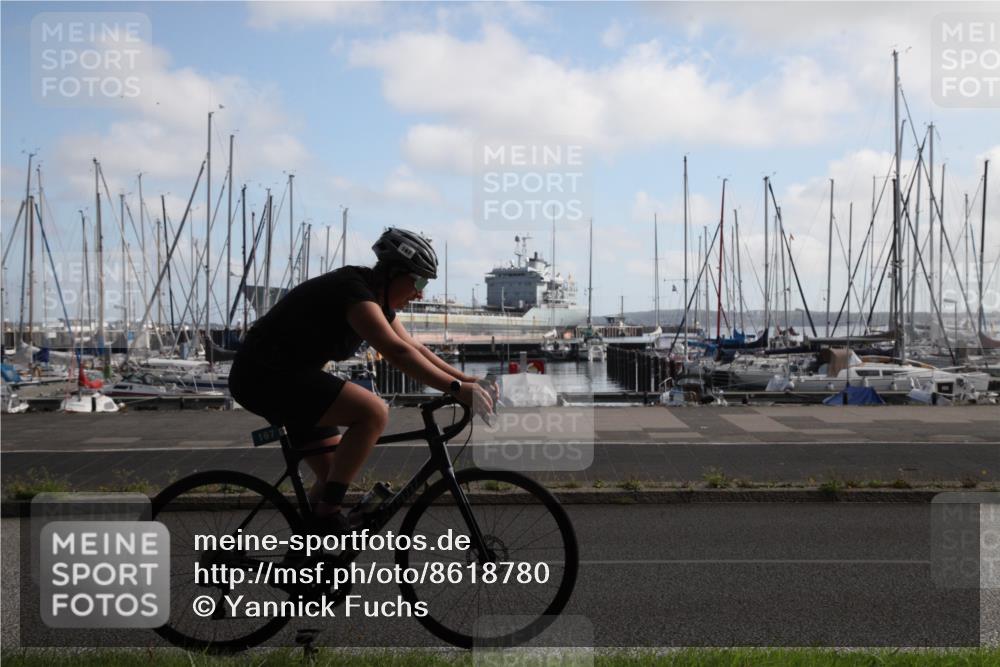 17.08.2025 - KN Förde Triathlon 2025 Yannick Fuchs http://msf.ph/oto/8618780 17.08.2025 10:08:14 Radfahren 167, 219, 244 meine-sportfotos.de