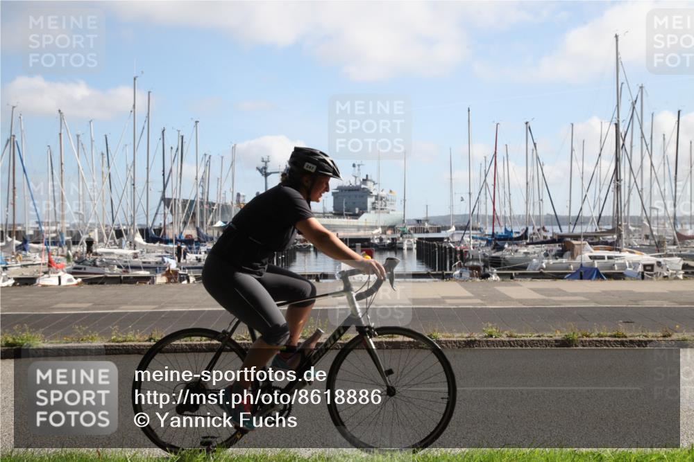 17.08.2025 - KN Förde Triathlon 2025 Yannick Fuchs http://msf.ph/oto/8618886 17.08.2025 10:18:57 Radfahren  meine-sportfotos.de