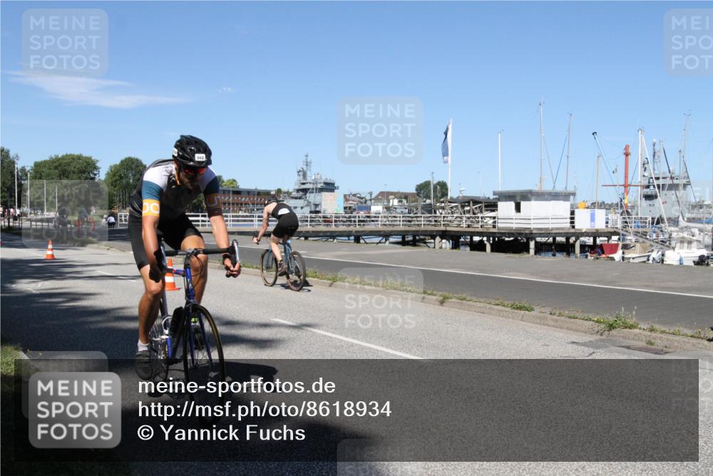 17.08.2025 - KN Förde Triathlon 2025 Yannick Fuchs http://msf.ph/oto/8618934 17.08.2025 13:11:32 Radfahren 401, 402, 411, 416, 460, 467, 502, 510, 517, 520 meine-sportfotos.de