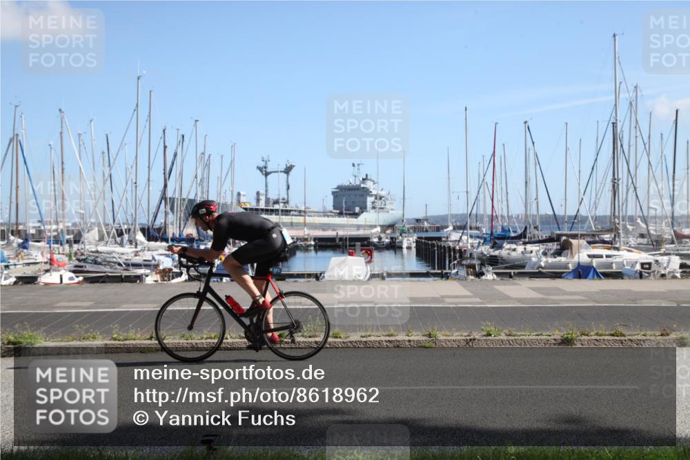 17.08.2025 - KN Förde Triathlon 2025 Yannick Fuchs http://msf.ph/oto/8618962 17.08.2025 11:03:05 Radfahren 263, 273, 274, 280, 287 meine-sportfotos.de