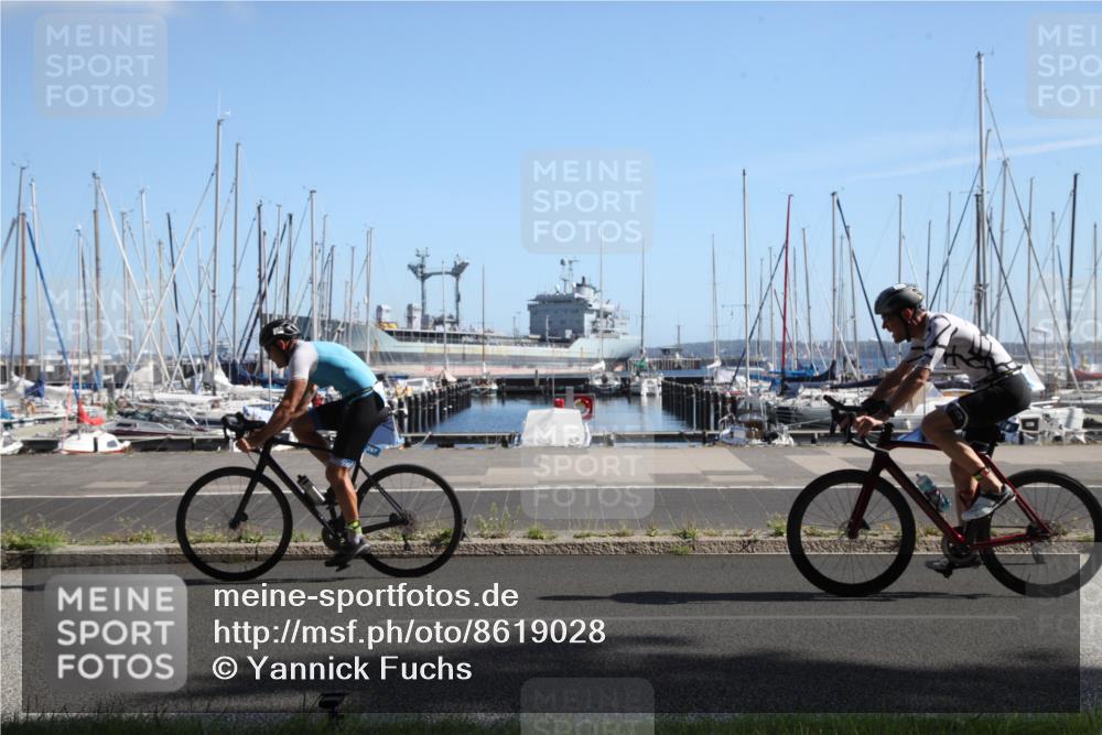 17.08.2025 - KN Förde Triathlon 2025 Yannick Fuchs http://msf.ph/oto/8619028 17.08.2025 11:06:27 Radfahren 297, 299 meine-sportfotos.de
