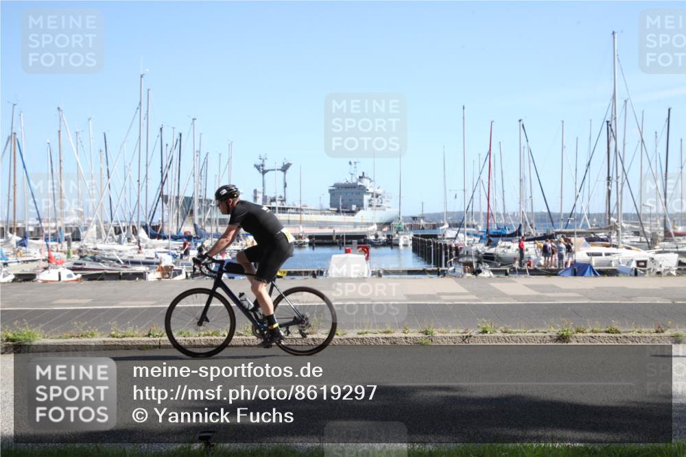 17.08.2025 - KN Förde Triathlon 2025 Yannick Fuchs http://msf.ph/oto/8619297 17.08.2025 11:12:30 Radfahren 326, 337, 356, 387, 616, 617 meine-sportfotos.de