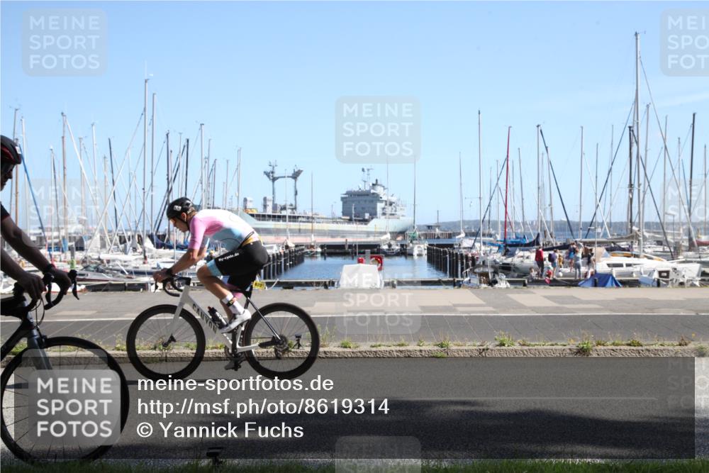 17.08.2025 - KN Förde Triathlon 2025 Yannick Fuchs http://msf.ph/oto/8619314 17.08.2025 11:12:43 Radfahren 273, 280, 308, 352, 379, 614, 620 meine-sportfotos.de