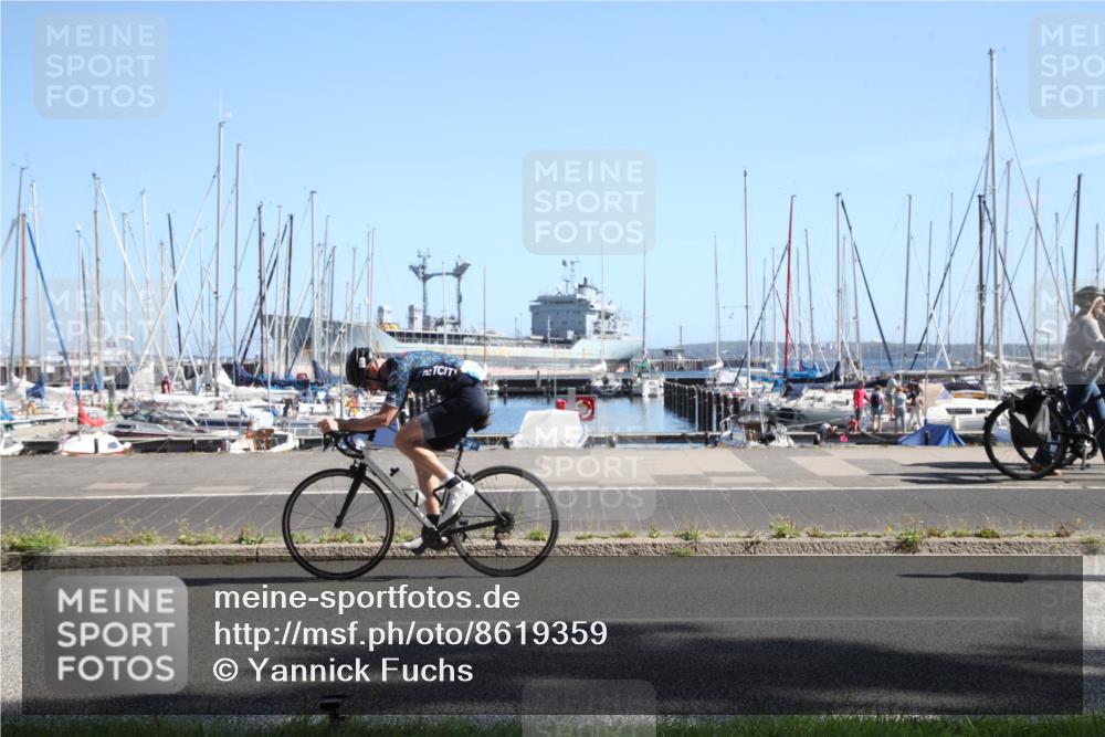 17.08.2025 - KN Förde Triathlon 2025 Yannick Fuchs http://msf.ph/oto/8619359 17.08.2025 11:13:24 Radfahren 272, 330, 341, 353, 380, 613, 619, 621, 625, 638 meine-sportfotos.de