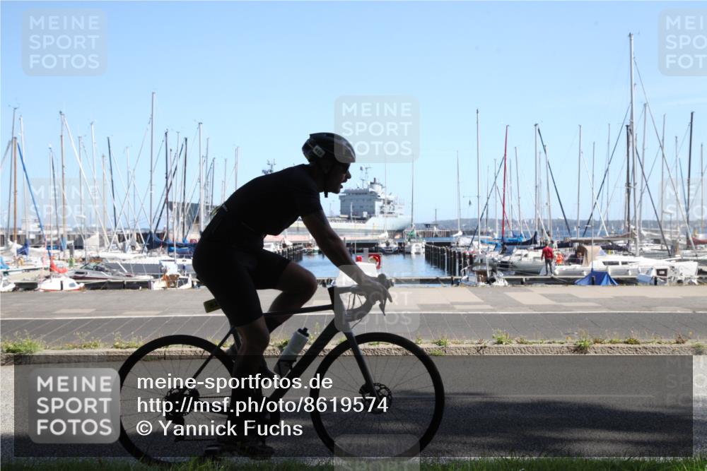 17.08.2025 - KN Förde Triathlon 2025 Yannick Fuchs http://msf.ph/oto/8619574 17.08.2025 11:17:03 Radfahren 294, 299, 300, 622, 629 meine-sportfotos.de