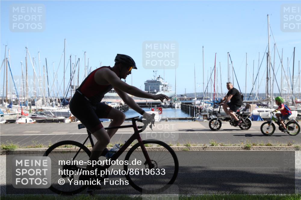 17.08.2025 - KN Förde Triathlon 2025 Yannick Fuchs http://msf.ph/oto/8619633 17.08.2025 11:17:59 Radfahren 335, 385, 628 meine-sportfotos.de