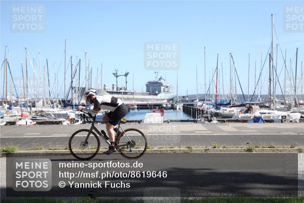 17.08.2025 - KN Förde Triathlon 2025 Yannick Fuchs http://msf.ph/oto/8619646 17.08.2025 11:18:23 Radfahren 268, 320, 340, 344, 615 meine-sportfotos.de