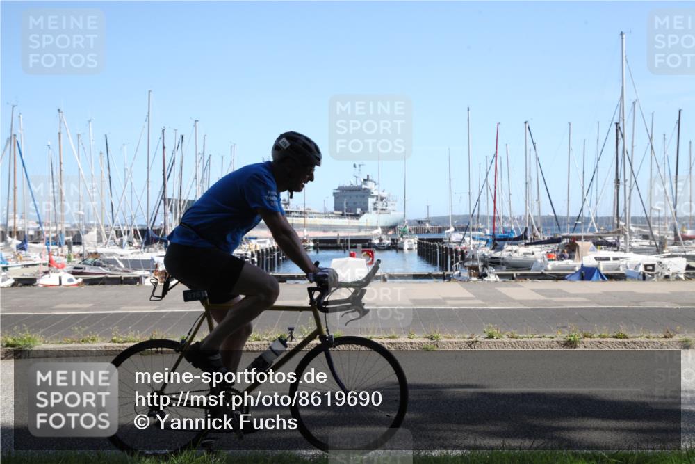 17.08.2025 - KN Förde Triathlon 2025 Yannick Fuchs http://msf.ph/oto/8619690 17.08.2025 11:19:17 Radfahren 318, 358, 376, 608, 636 meine-sportfotos.de