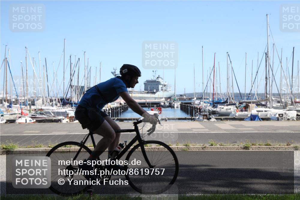 17.08.2025 - KN Förde Triathlon 2025 Yannick Fuchs http://msf.ph/oto/8619757 17.08.2025 11:20:34 Radfahren 316, 324, 631 meine-sportfotos.de