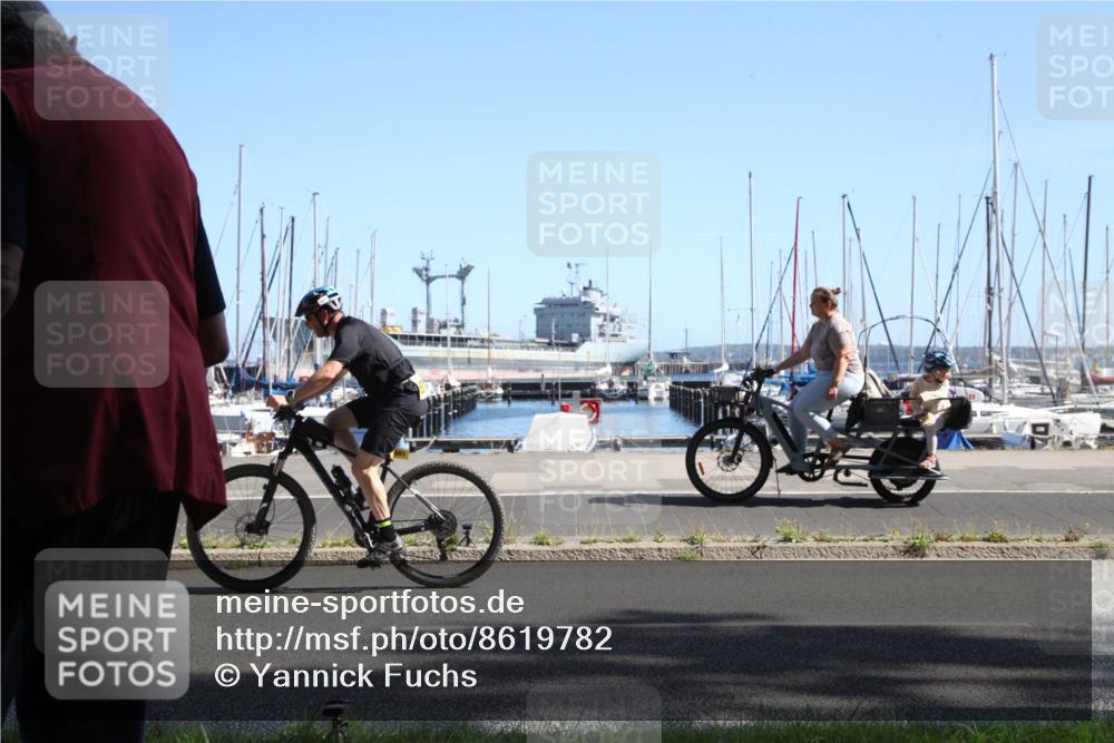17.08.2025 - KN Förde Triathlon 2025 Yannick Fuchs http://msf.ph/oto/8619782 17.08.2025 11:21:05 Radfahren 269, 272, 275, 287, 293, 327, 601, 602 meine-sportfotos.de