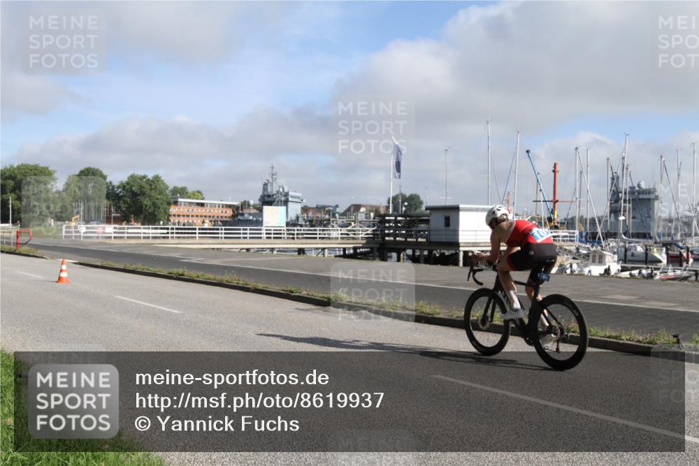 17.08.2025 - KN Förde Triathlon 2025 Yannick Fuchs http://msf.ph/oto/8619937 17.08.2025 09:15:46 Radfahren 101 meine-sportfotos.de