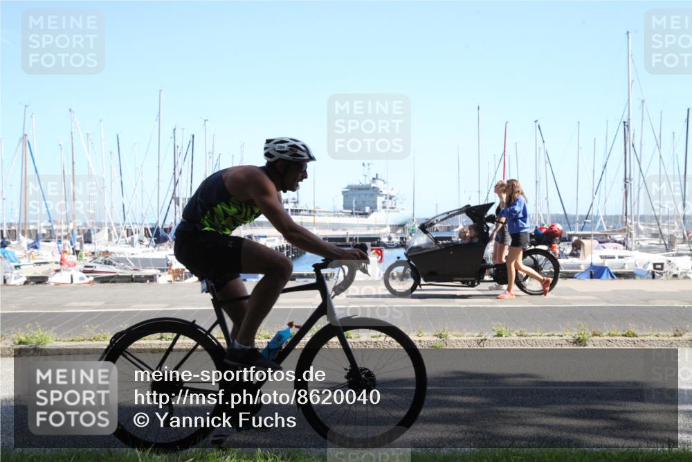 17.08.2025 - KN Förde Triathlon 2025 Yannick Fuchs http://msf.ph/oto/8620040 17.08.2025 11:26:19 Radfahren 282, 369, 380, 382, 608, 618, 627 meine-sportfotos.de