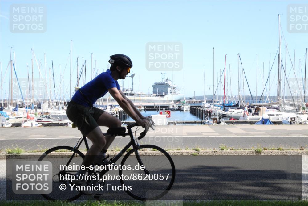 17.08.2025 - KN Förde Triathlon 2025 Yannick Fuchs http://msf.ph/oto/8620057 17.08.2025 11:27:06 Radfahren 294, 295, 346, 606, 625, 629 meine-sportfotos.de