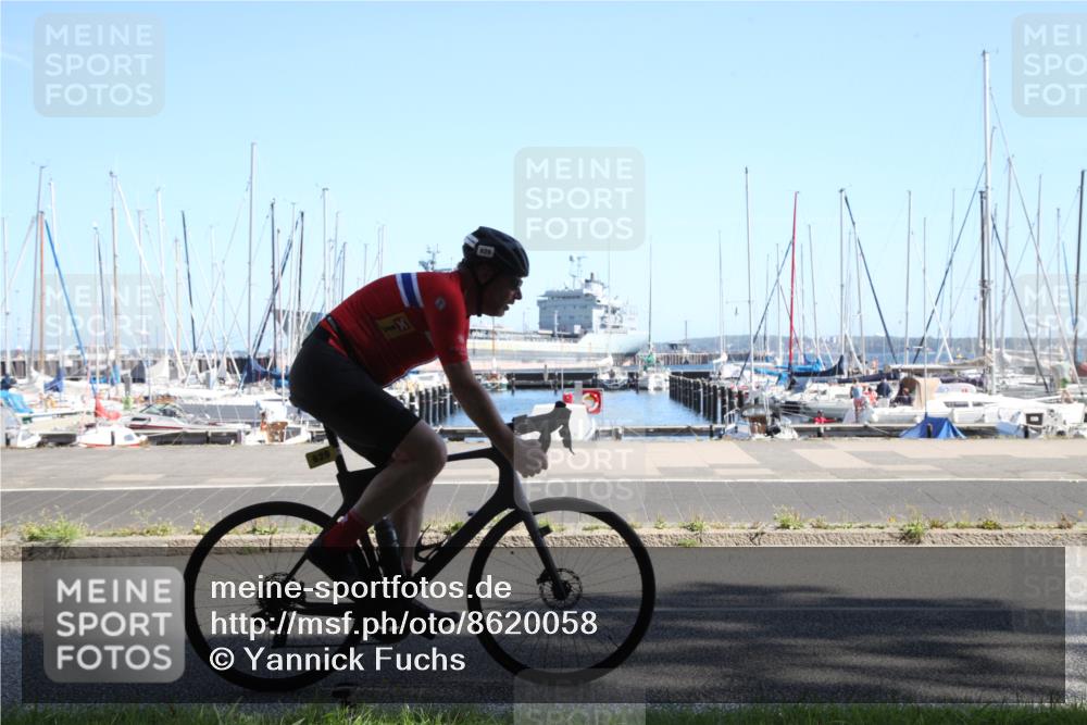 17.08.2025 - KN Förde Triathlon 2025 Yannick Fuchs http://msf.ph/oto/8620058 17.08.2025 11:27:07 Radfahren 285, 294, 295, 606, 625, 629 meine-sportfotos.de