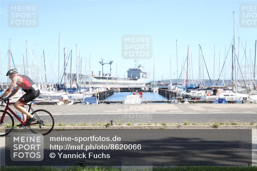 17.08.2025 - KN Förde Triathlon 2025 Yannick Fuchs http://msf.ph/oto/8620066 17.08.2025 11:27:23 Radfahren 335, 337, 377, 630, 643 meine-sportfotos.de