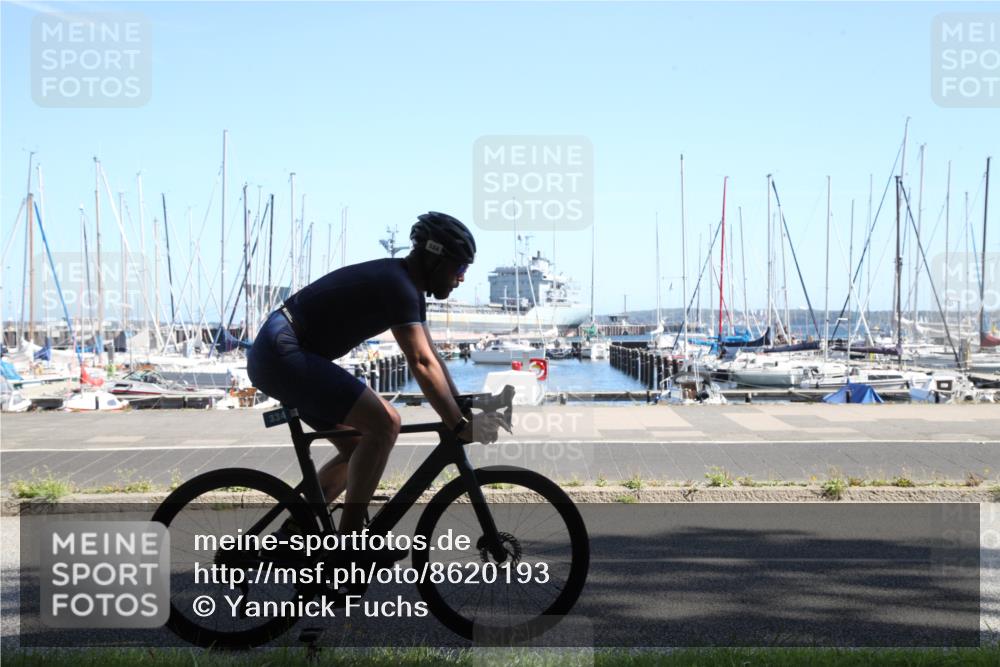 17.08.2025 - KN Förde Triathlon 2025 Yannick Fuchs http://msf.ph/oto/8620193 17.08.2025 11:32:49 Radfahren 263, 334, 365, 607 meine-sportfotos.de