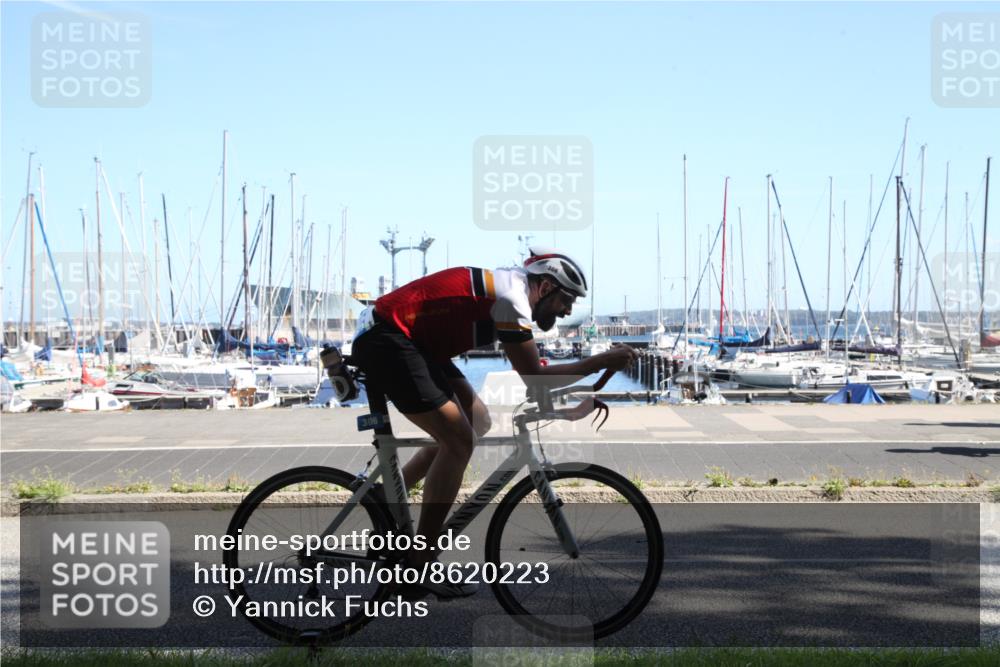 17.08.2025 - KN Förde Triathlon 2025 Yannick Fuchs http://msf.ph/oto/8620223 17.08.2025 11:33:48 Radfahren 281, 293, 306, 343, 356, 370, 389, 613, 638 meine-sportfotos.de
