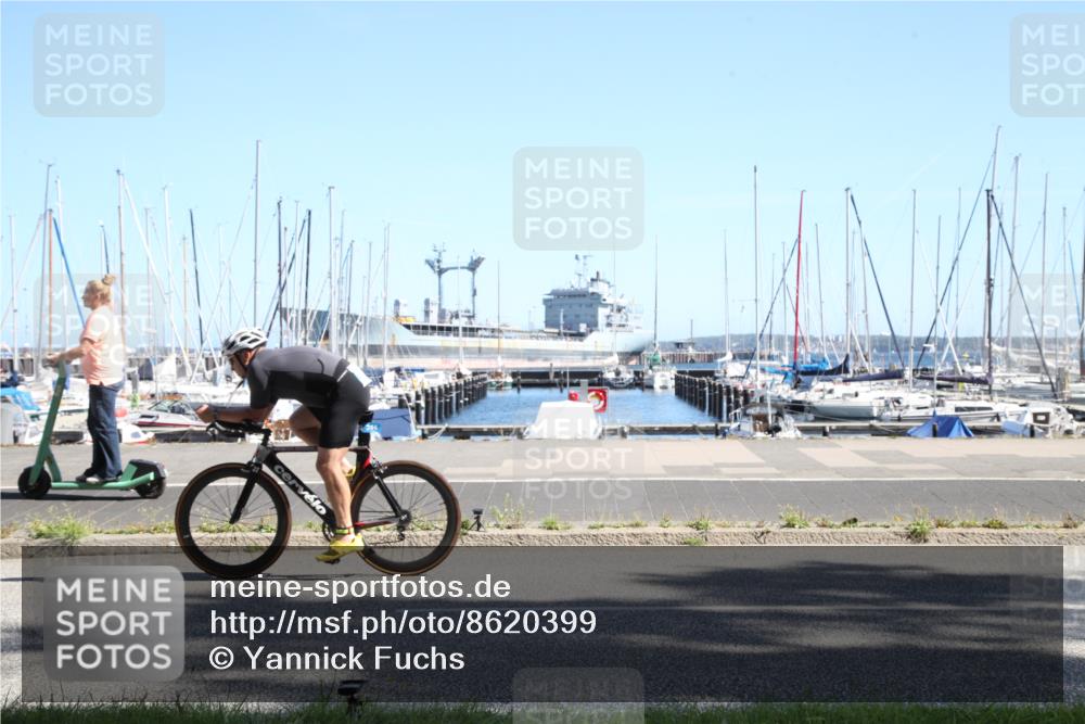 17.08.2025 - KN Förde Triathlon 2025 Yannick Fuchs http://msf.ph/oto/8620399 17.08.2025 11:40:48 Radfahren 358, 364 meine-sportfotos.de