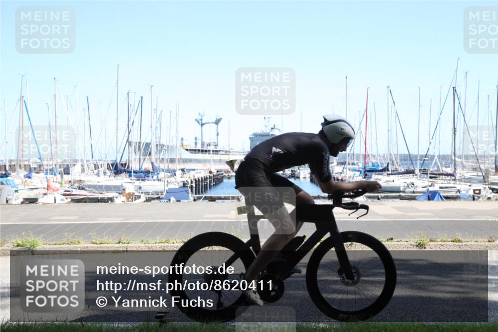 17.08.2025 - KN Förde Triathlon 2025 Yannick Fuchs http://msf.ph/oto/8620411 17.08.2025 11:41:38 Radfahren 603, 611 meine-sportfotos.de