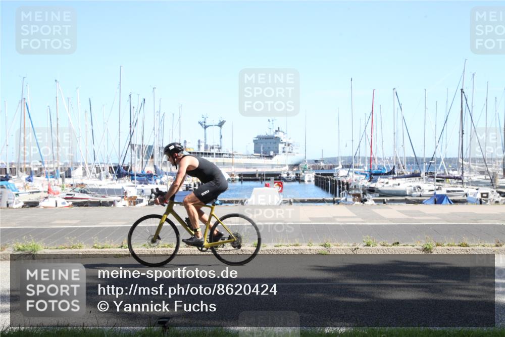 17.08.2025 - KN Förde Triathlon 2025 Yannick Fuchs http://msf.ph/oto/8620424 17.08.2025 11:42:17 Radfahren 302, 321, 327, 341, 355, 364, 605, 632 meine-sportfotos.de