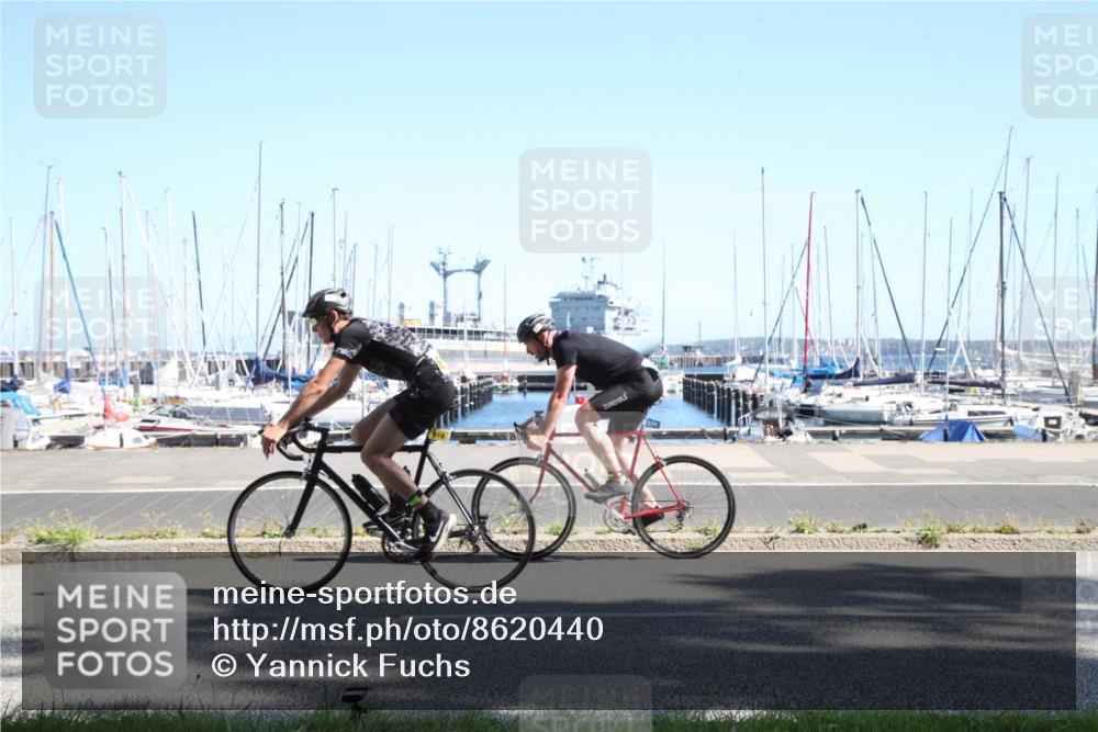 17.08.2025 - KN Förde Triathlon 2025 Yannick Fuchs http://msf.ph/oto/8620440 17.08.2025 11:42:59 Radfahren 291, 379, 616 meine-sportfotos.de