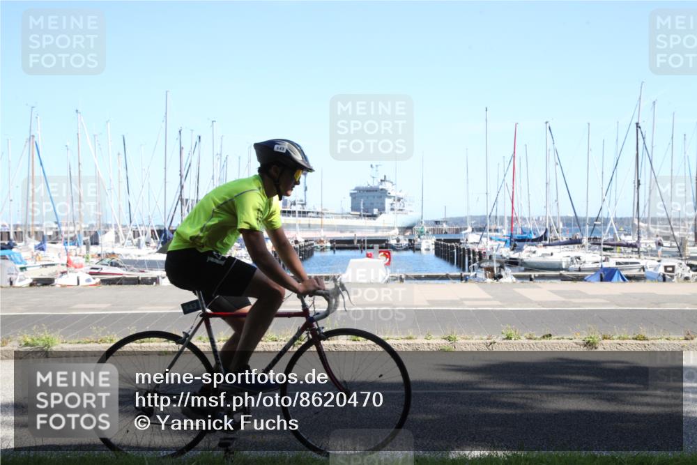 17.08.2025 - KN Förde Triathlon 2025 Yannick Fuchs http://msf.ph/oto/8620470 17.08.2025 11:44:28 Radfahren 325, 329, 350, 371, 385, 616 meine-sportfotos.de