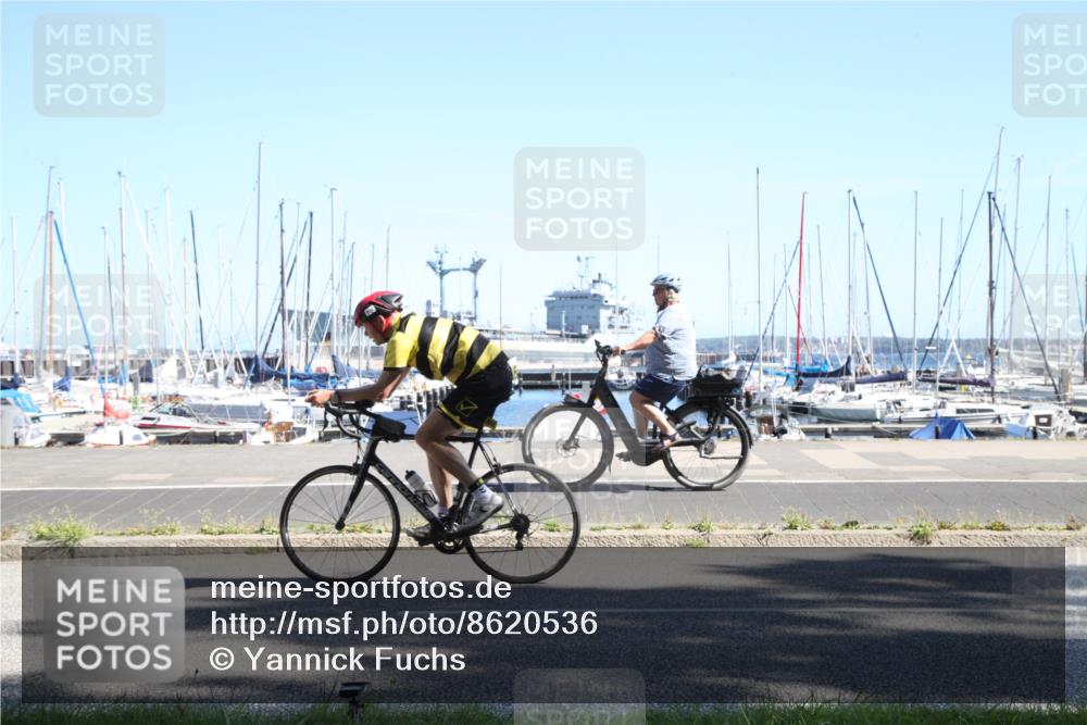 17.08.2025 - KN Förde Triathlon 2025 Yannick Fuchs http://msf.ph/oto/8620536 17.08.2025 11:47:50 Radfahren 352, 361, 372, 601, 609, 619, 626, 636 meine-sportfotos.de