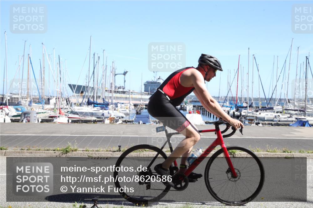 17.08.2025 - KN Förde Triathlon 2025 Yannick Fuchs http://msf.ph/oto/8620586 17.08.2025 11:51:31 Radfahren 335, 351, 369 meine-sportfotos.de