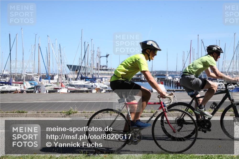 17.08.2025 - KN Förde Triathlon 2025 Yannick Fuchs http://msf.ph/oto/8620617 17.08.2025 11:57:24 Radfahren 375, 385 meine-sportfotos.de
