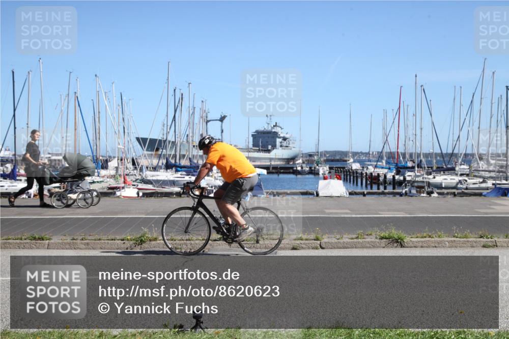 17.08.2025 - KN Förde Triathlon 2025 Yannick Fuchs http://msf.ph/oto/8620623 17.08.2025 11:59:43 Radfahren 363, 367 meine-sportfotos.de