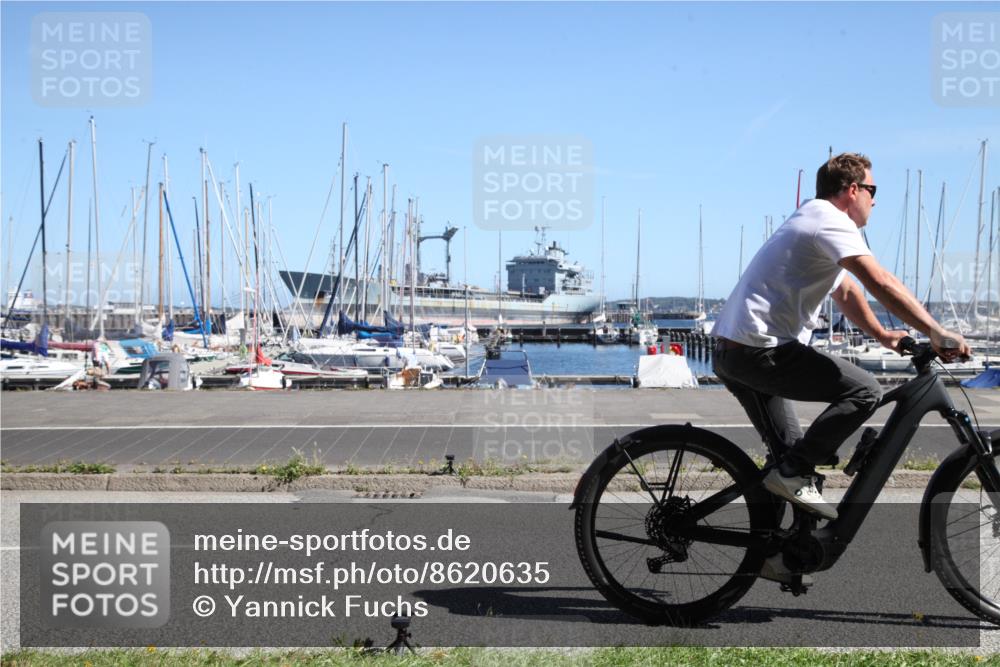17.08.2025 - KN Förde Triathlon 2025 Yannick Fuchs http://msf.ph/oto/8620635 17.08.2025 12:04:38 Radfahren  meine-sportfotos.de