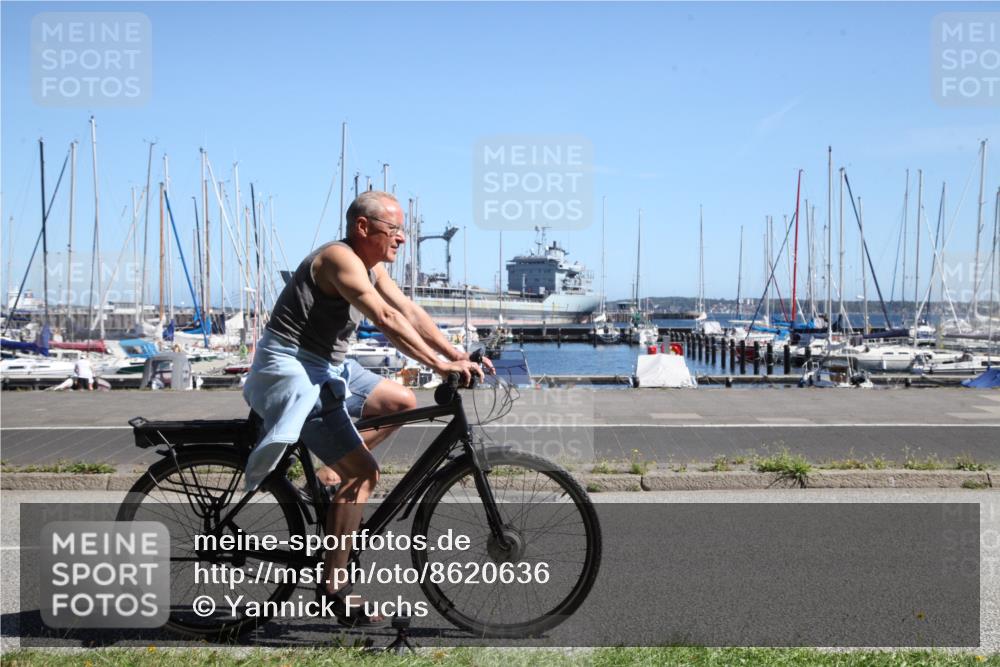 17.08.2025 - KN Förde Triathlon 2025 Yannick Fuchs http://msf.ph/oto/8620636 17.08.2025 12:05:11 Radfahren  meine-sportfotos.de
