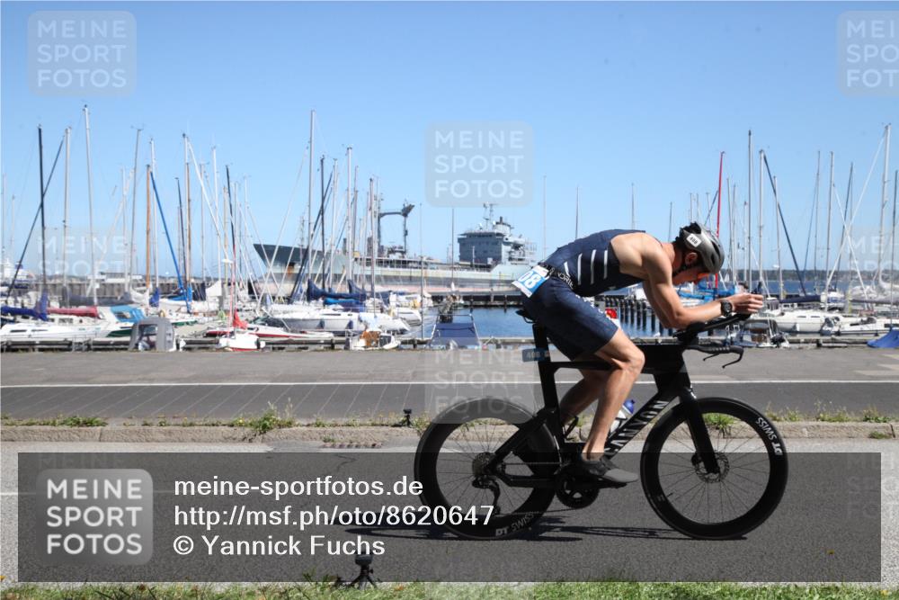17.08.2025 - KN Förde Triathlon 2025 Yannick Fuchs http://msf.ph/oto/8620647 17.08.2025 12:43:28 Radfahren 402, 408 meine-sportfotos.de