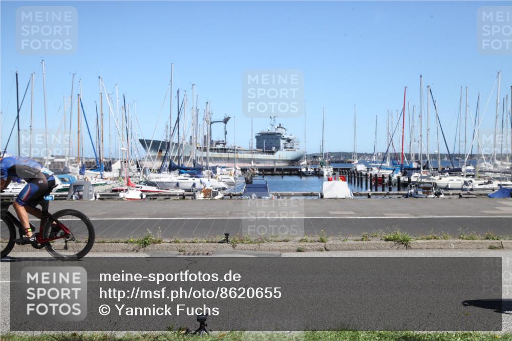 17.08.2025 - KN Förde Triathlon 2025 Yannick Fuchs http://msf.ph/oto/8620655 17.08.2025 12:45:03 Radfahren 402, 418 meine-sportfotos.de