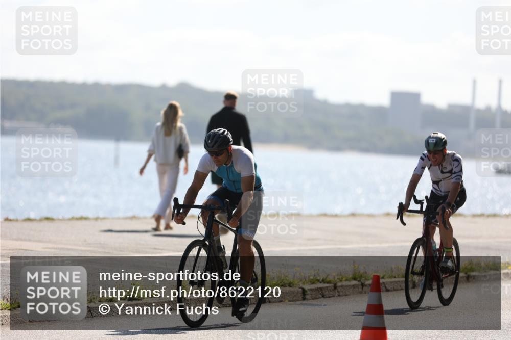 17.08.2025 - KN Förde Triathlon 2025 Yannick Fuchs http://msf.ph/oto/8622120 17.08.2025 11:06:23 Radfahren 297, 299 meine-sportfotos.de