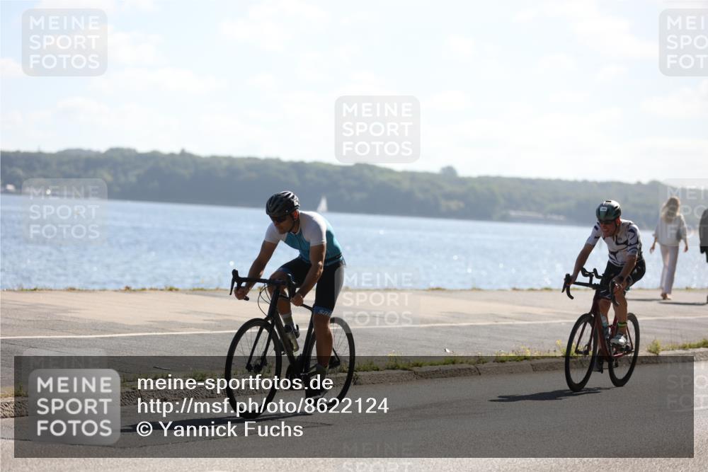 17.08.2025 - KN Förde Triathlon 2025 Yannick Fuchs http://msf.ph/oto/8622124 17.08.2025 11:06:24 Radfahren 297, 299 meine-sportfotos.de